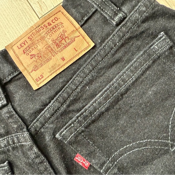 Vintage Levi's 512 High Rise Slim Fit Tapered Black Jeans Size 30 - Picture 14 of 14